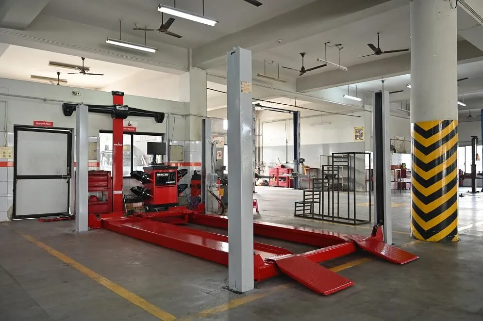 Wheel aligner at Aditya Motors workshop